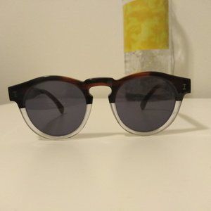 Illesteva Sunglasses 48 22-145
